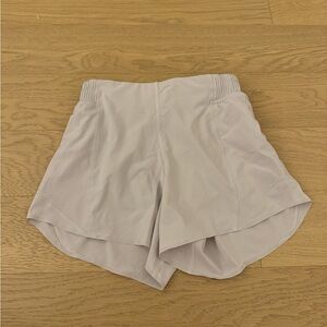 Lululemon Hotty Hot High-Rise Short 4” Special Edition - Size 4 - Chrome